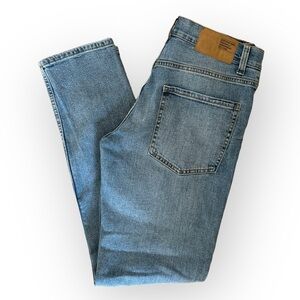 Bershka Luca Women’s Straight Leg Jeans